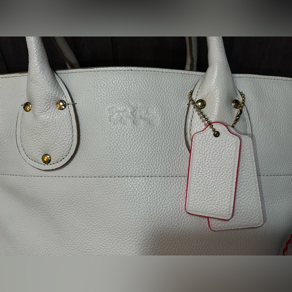 Coach 2015 Whiplash Pop Tall Tatum Chalk Neon Pink - Picture 2 of 6